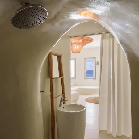 Revelis & Canava Villa Fira (Santorini)
